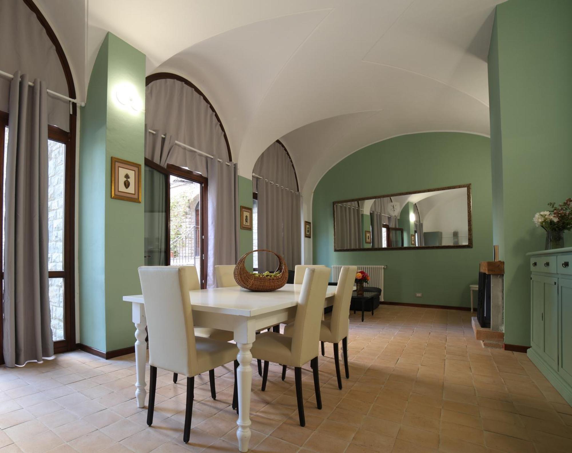 Апарт отель Ht Castello Di Campolongo Valfabbrica Экстерьер фото